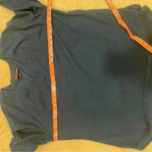 Lane Bryant V-Neck Emerald Green Sweater - Size 18/20 (2X) - Picture 6 of 7